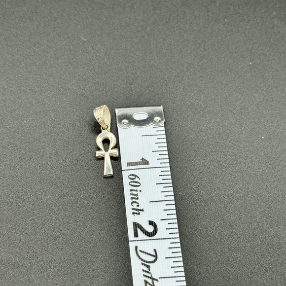 Vtg Silver Ankh Pendant  Artisan Maker's Mark  Egyptian Revival Symbol of Life - Picture 5 of 7